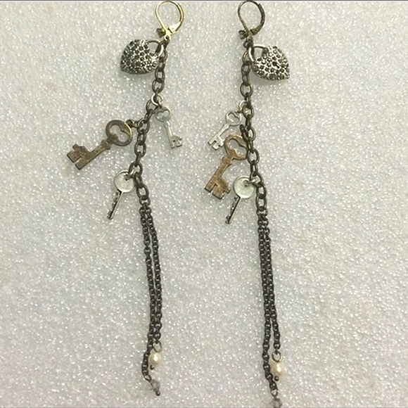 Vintage BETSEY JOHNSON Prisoner of Love Collection Drop Dangle Earrings. - Picture 1 of 9